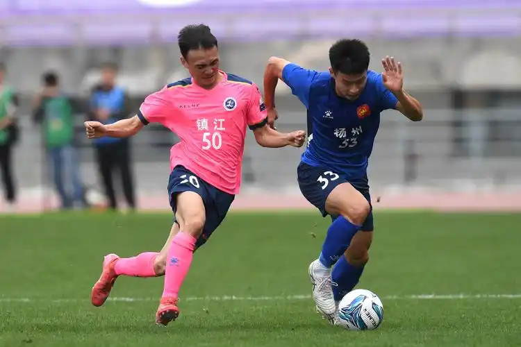 欧冠对决：拜仁慕尼黑 VS 勒沃库森